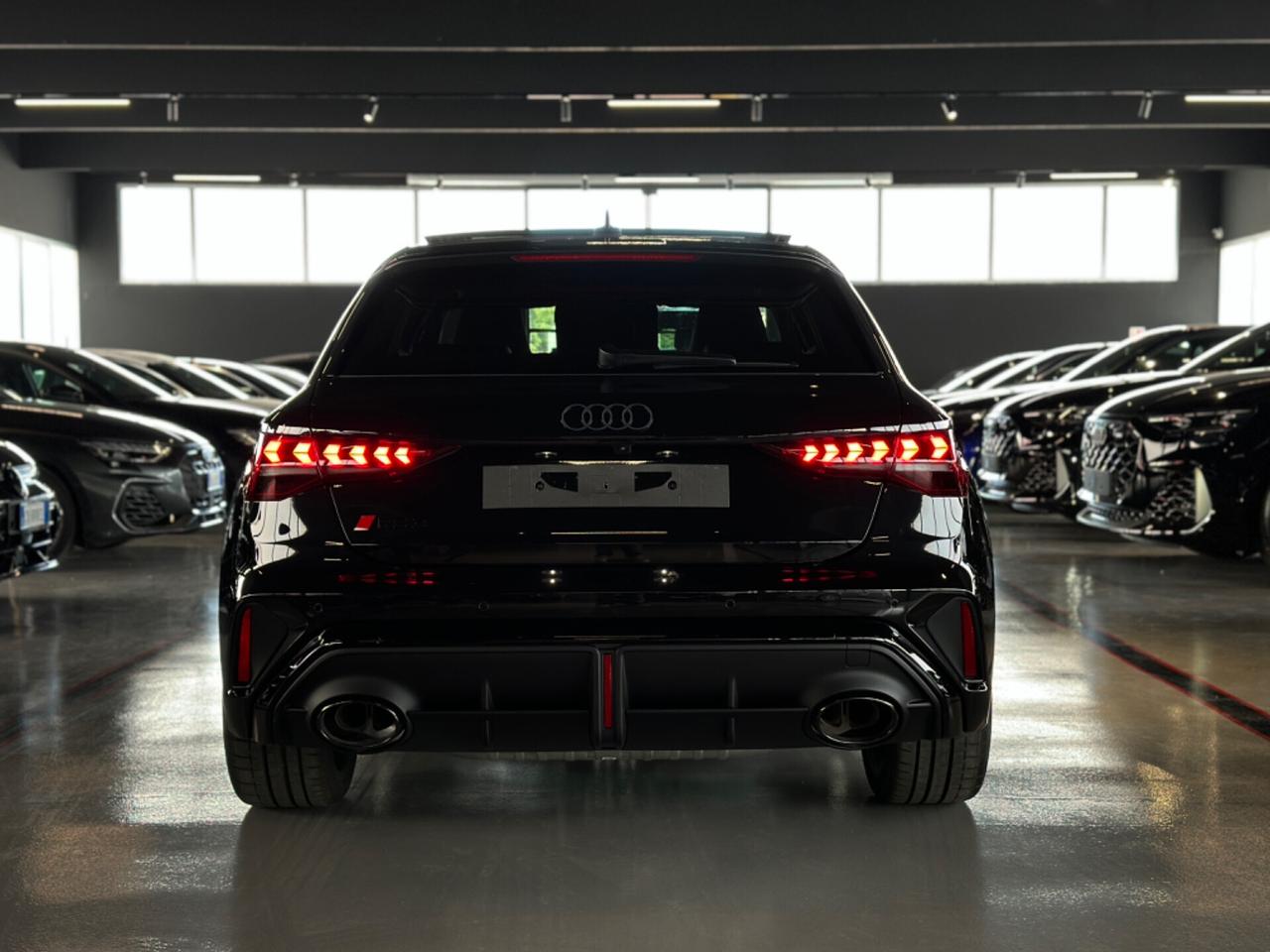 Audi A3 RS 3 SPB TFSI quattro S tronic