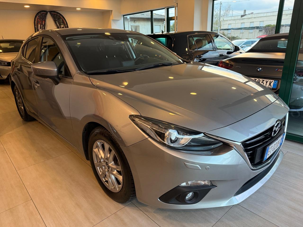 Mazda 3 Mazda3 1.5 Skyactiv-G Essence