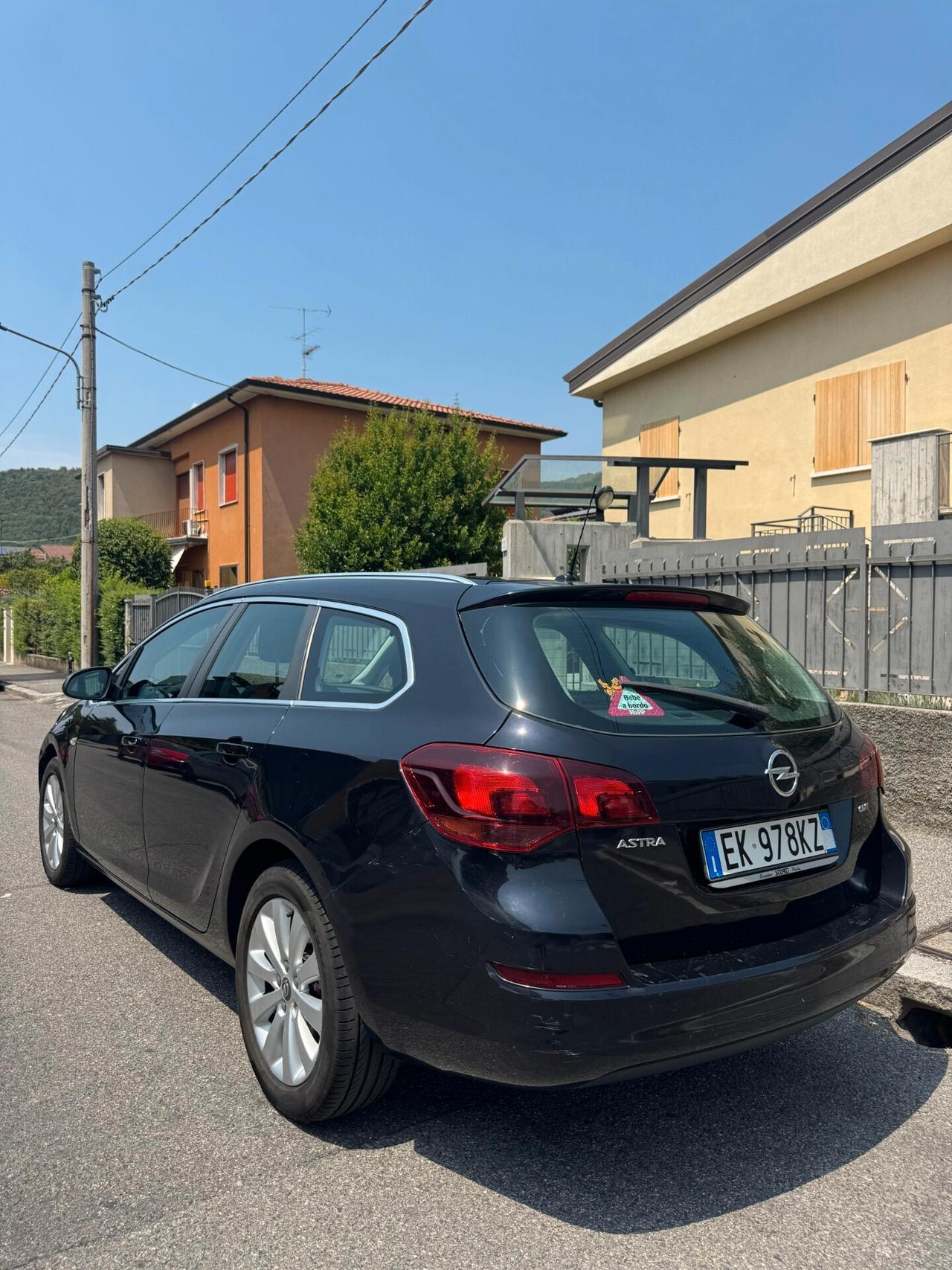 Opel Astra 1.7 CDTI 2011 STATION WAGON