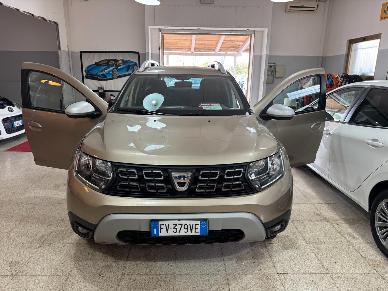 Dacia Duster 1.6 SCe GPL 114 cv. Prestige NAVIGATORE-OK NEOPATENTATI