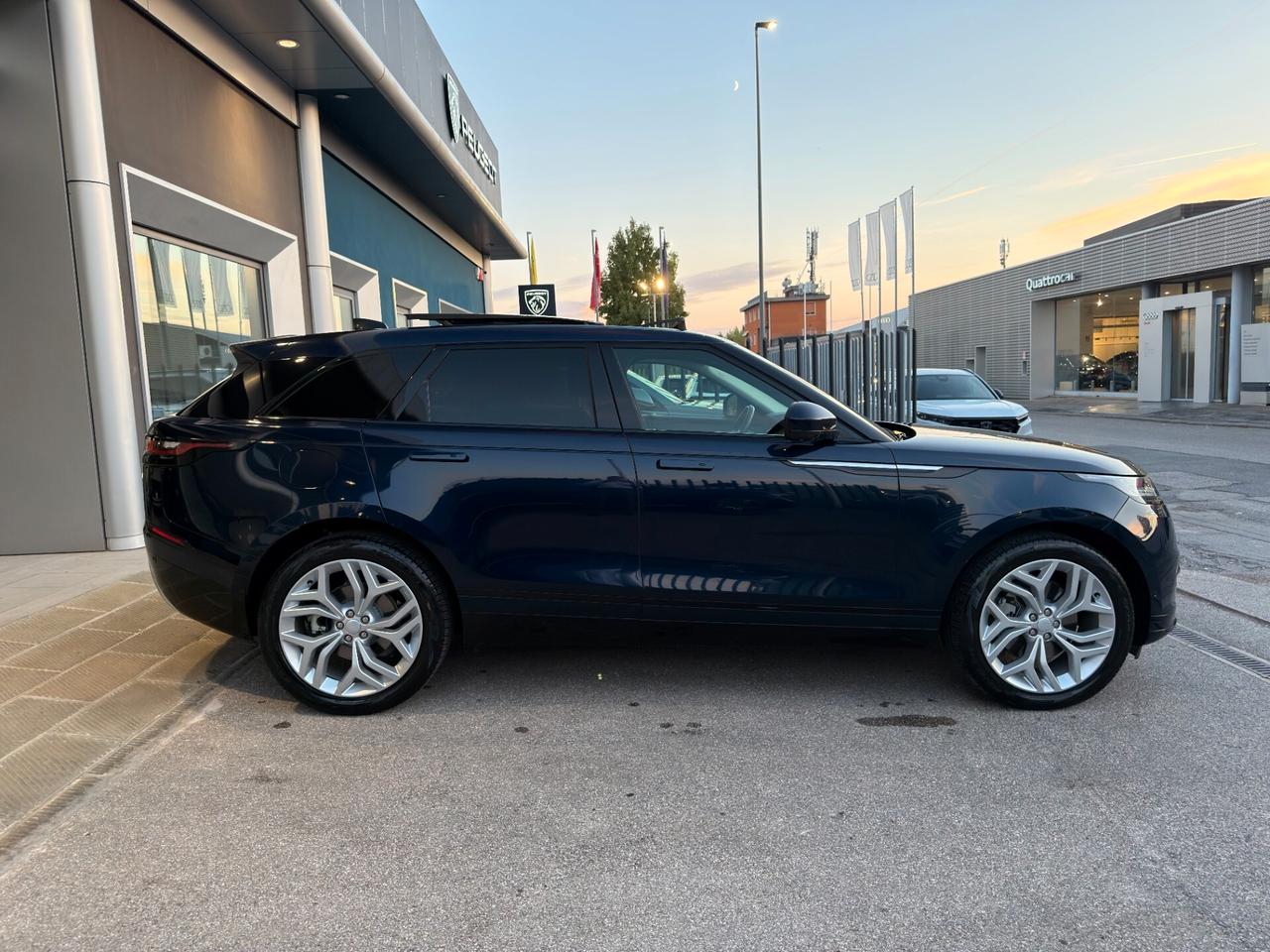 Land Rover Range Velar 2.0D I4 204 CV SE TETTO APRIBILE