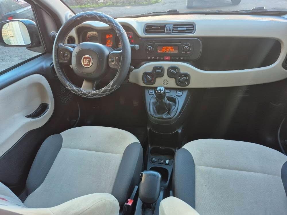 Fiat Panda 1.2 Lounge PARI AL NUOVO-------