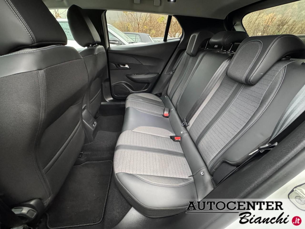 Peugeot 2008 1.5 bluehdi Allure Pack s&s 130cv eat8