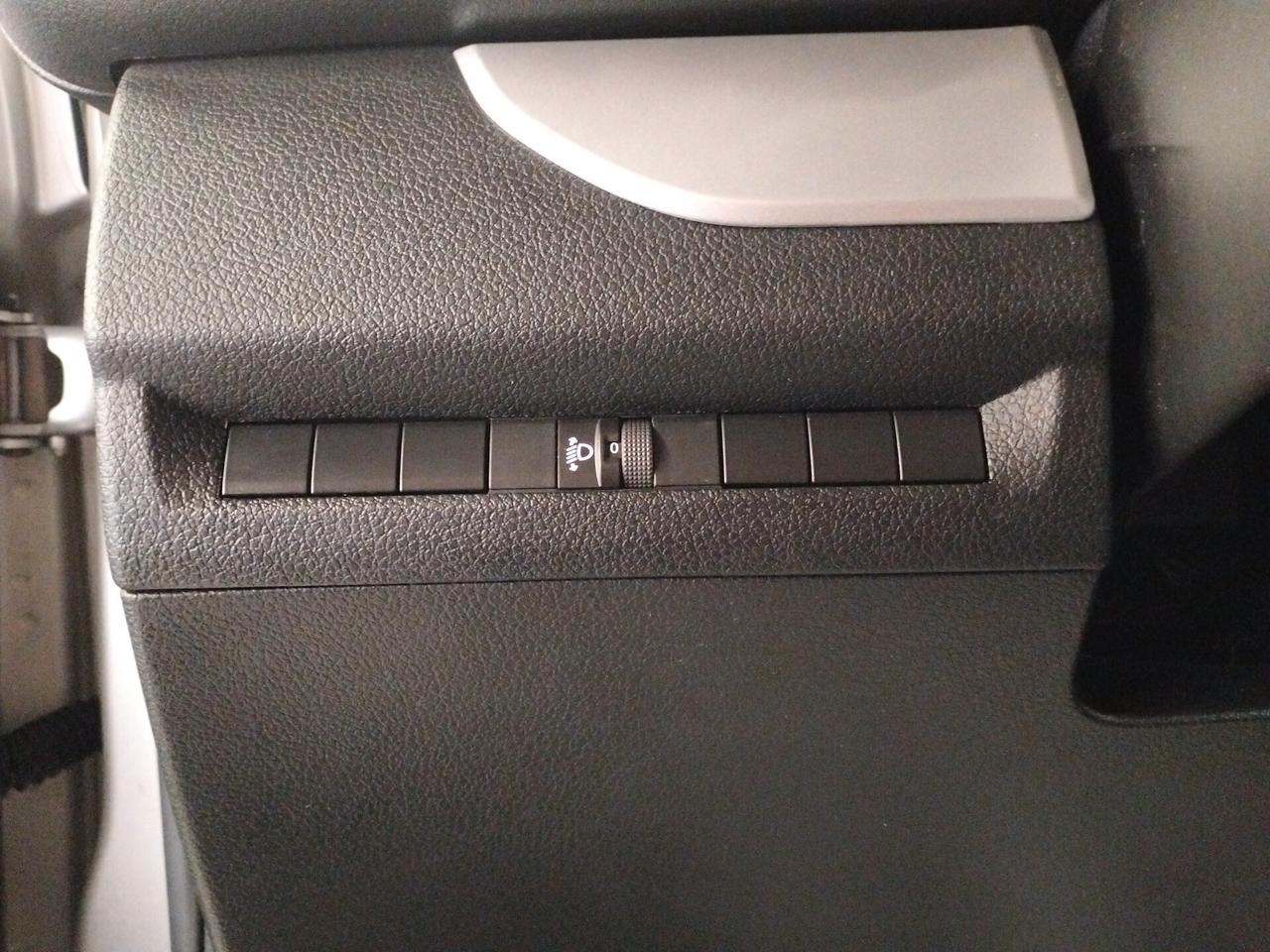 Toyota Proace Verso 2.0D 150 CV D Lounge - ALL. DISABILI - IVA ESPOSTA IVA INCLUSA