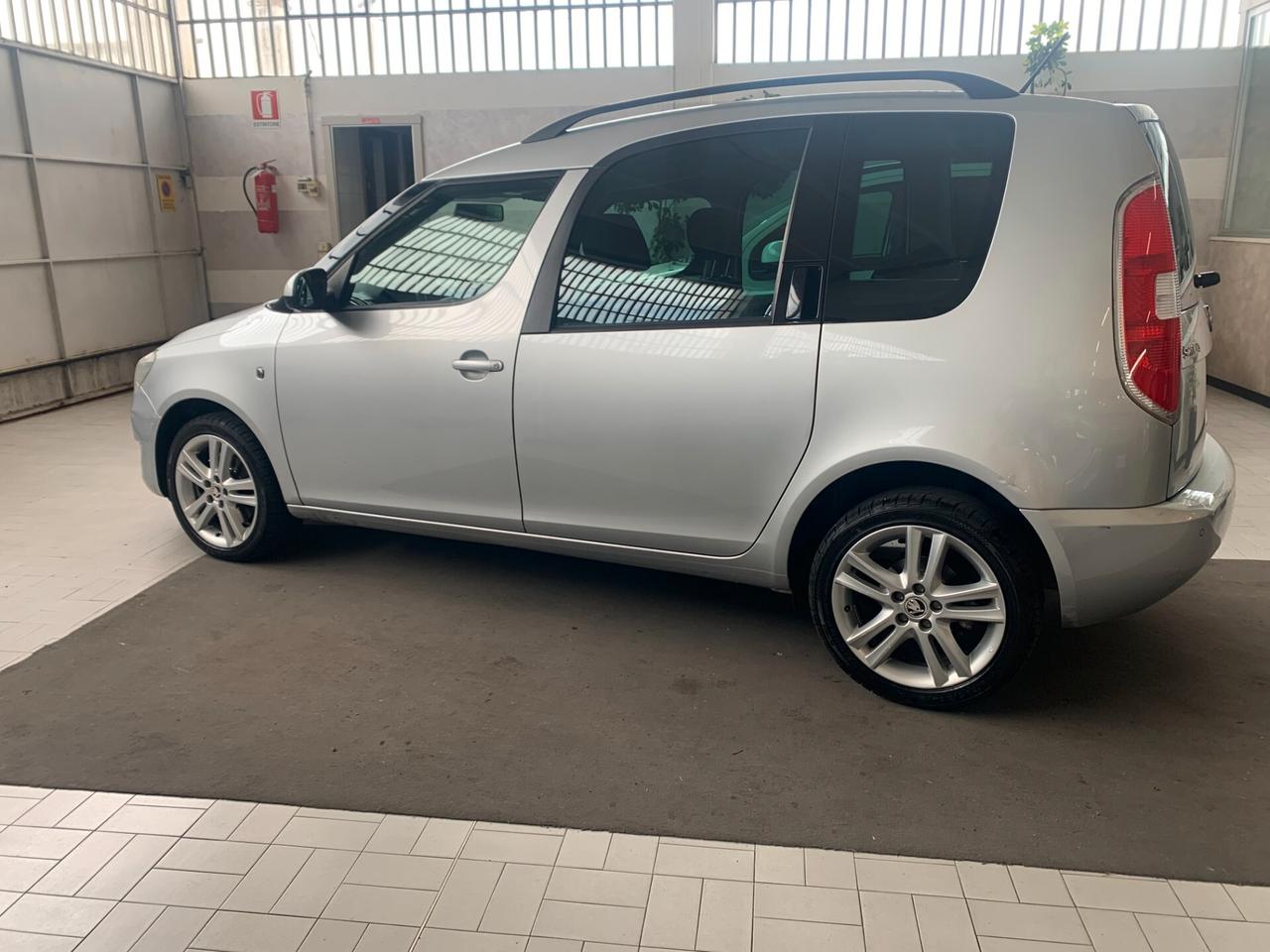 Skoda Roomster 1.6 TDI CR 90CV Ambition