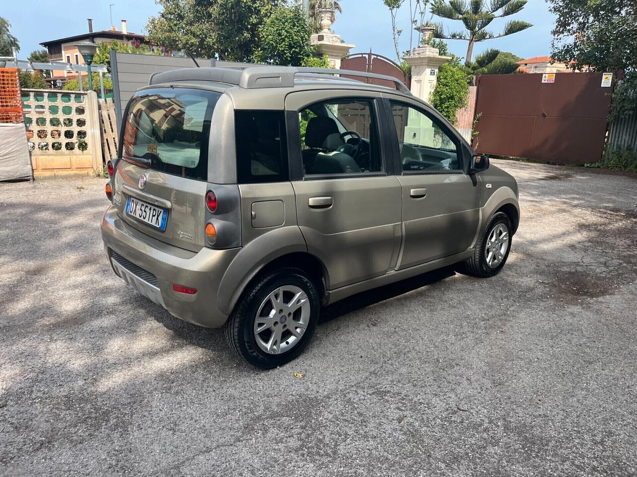 Fiat Panda 1.2 Cross Natural Power