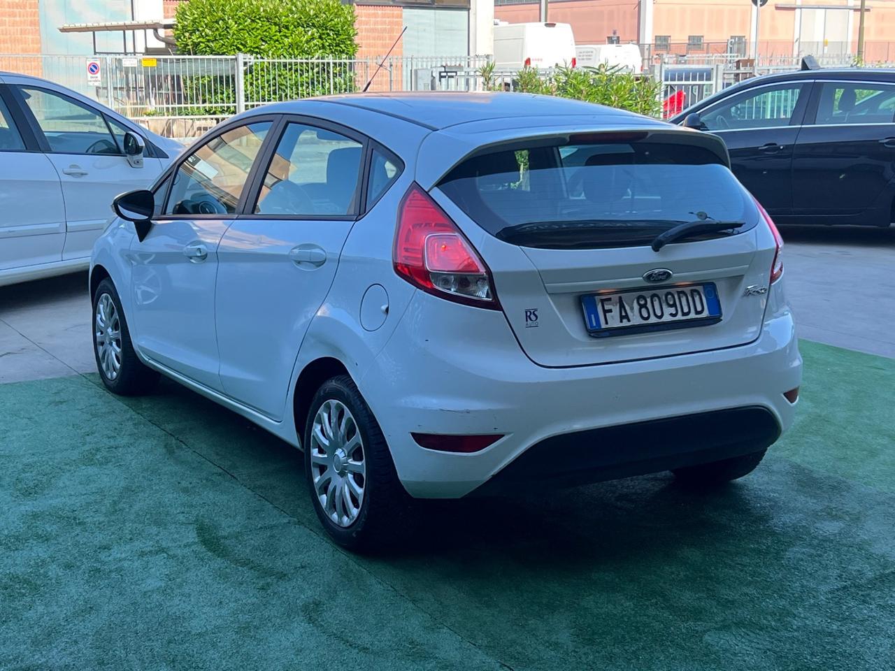 Ford Fiesta 1.2 60CV 5 porte Black & White Edition