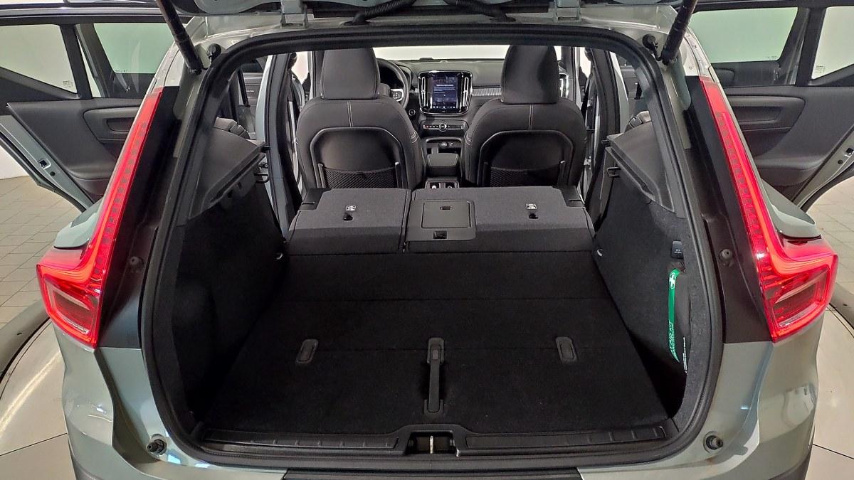 VOLVO Xc40 B3 Mild Hybrid Automatico Ultra Dark