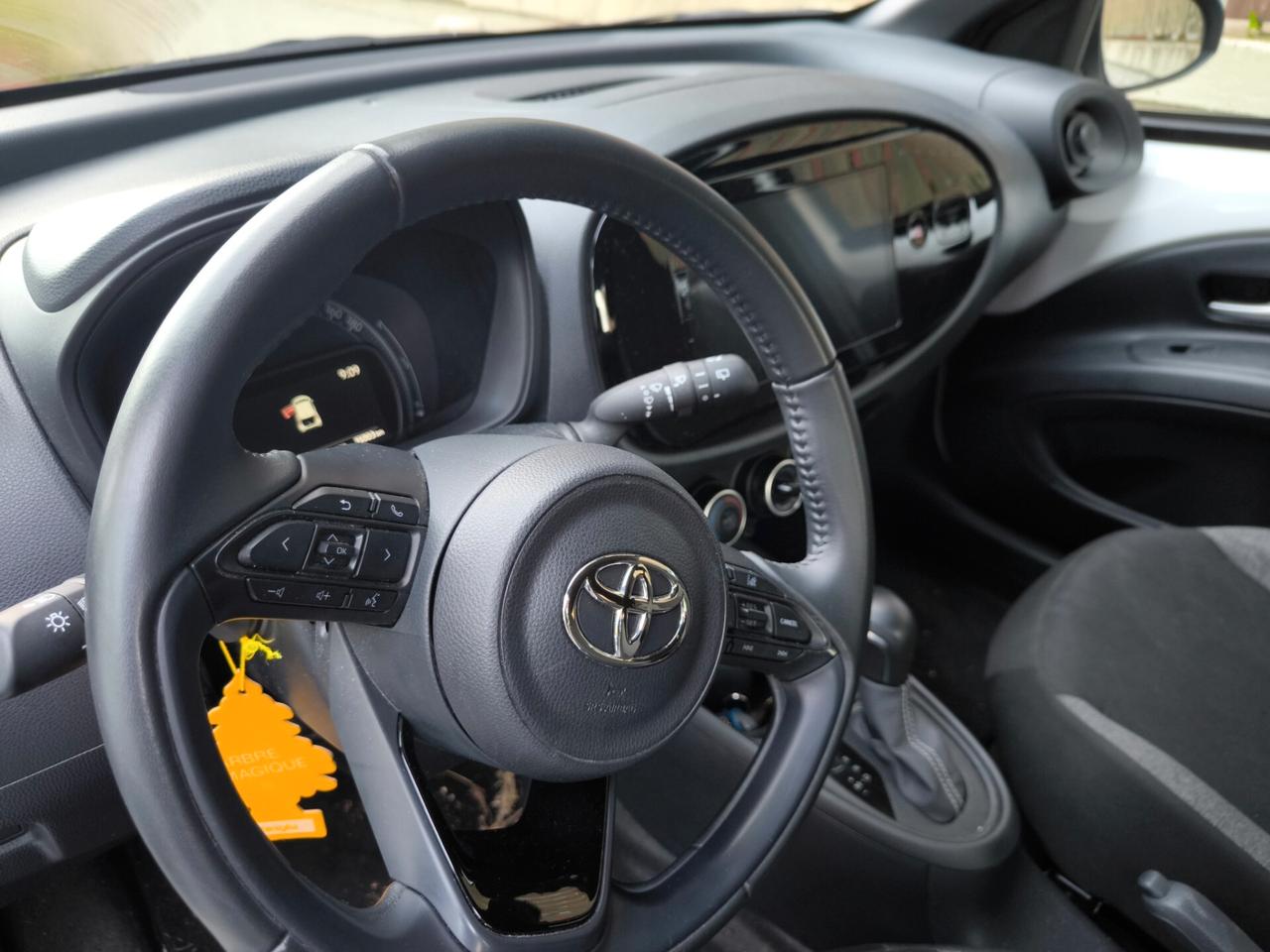 NOLEGGIO Toyota Aygo X 1.0 AUTOMATICA