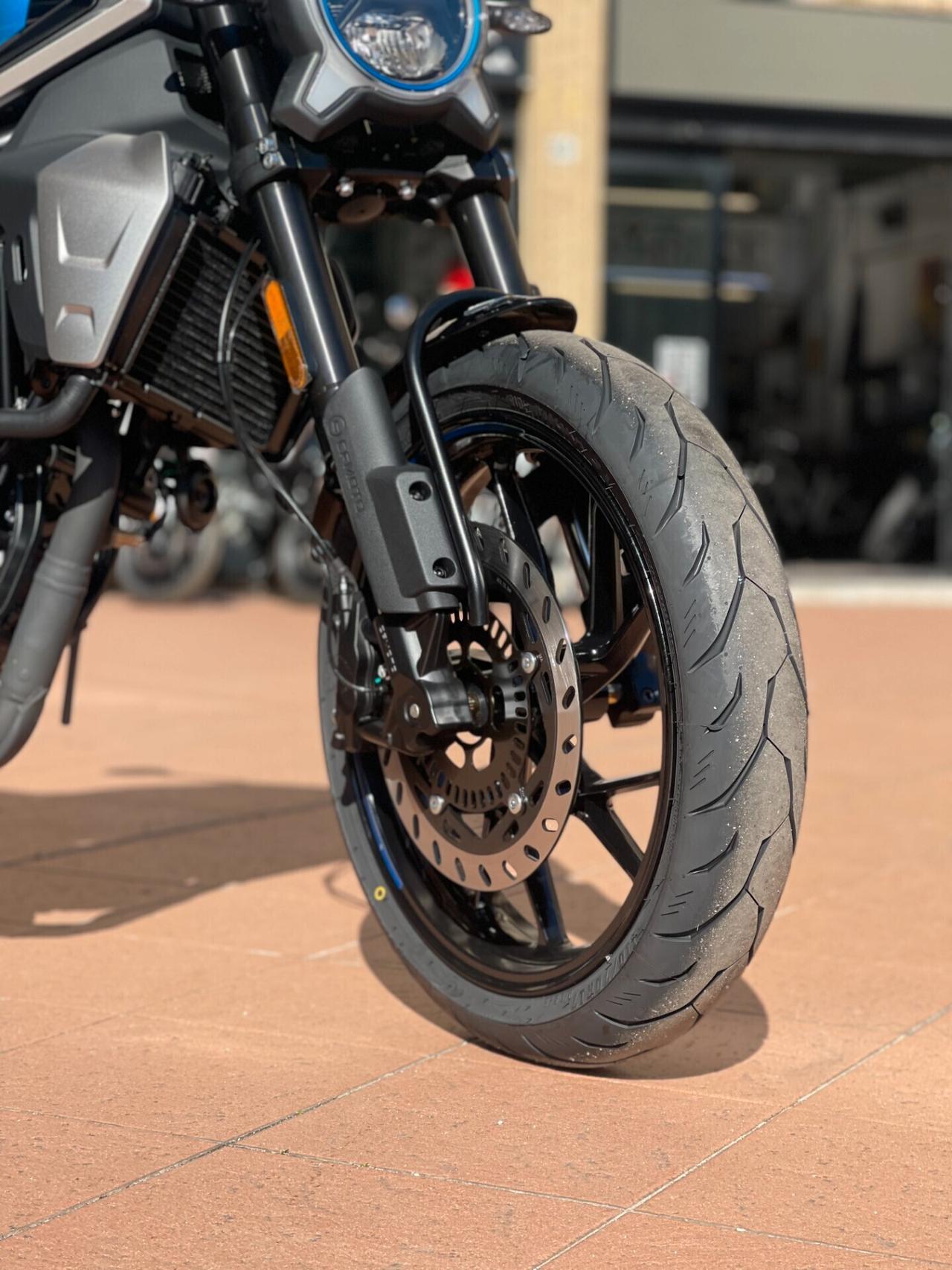 CFMOTO CL-X 300