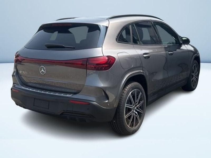 Mercedes-Benz EQA 250+ AMG Line Advanced
