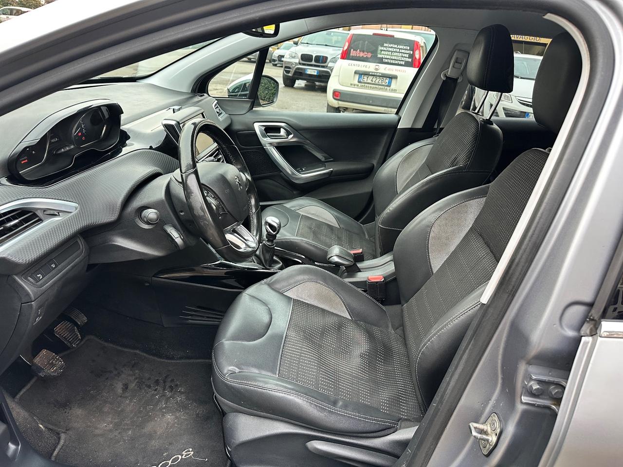 Peugeot 2008 BlueHDi 120 S&S Black Matt