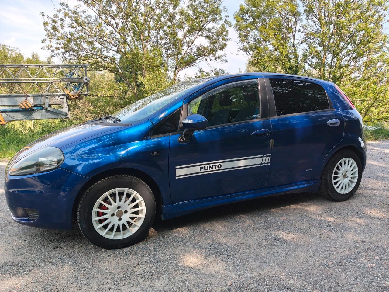 Fiat Grande Punto 1.2 5 porte Dynamic ok Neopatentati