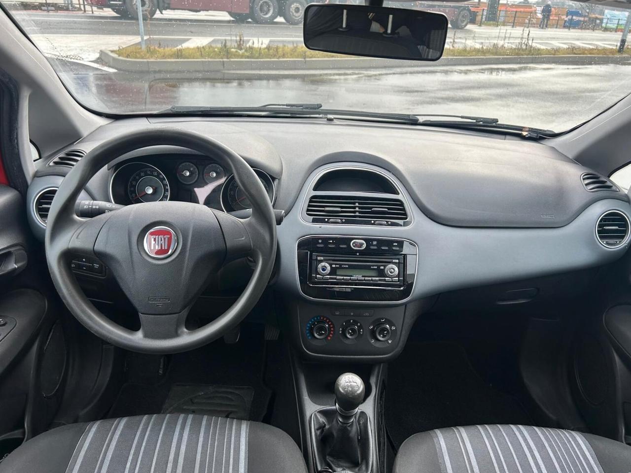 Fiat Punto Evo 1.4 5 porte Active GPL OK NEOPATENTATI