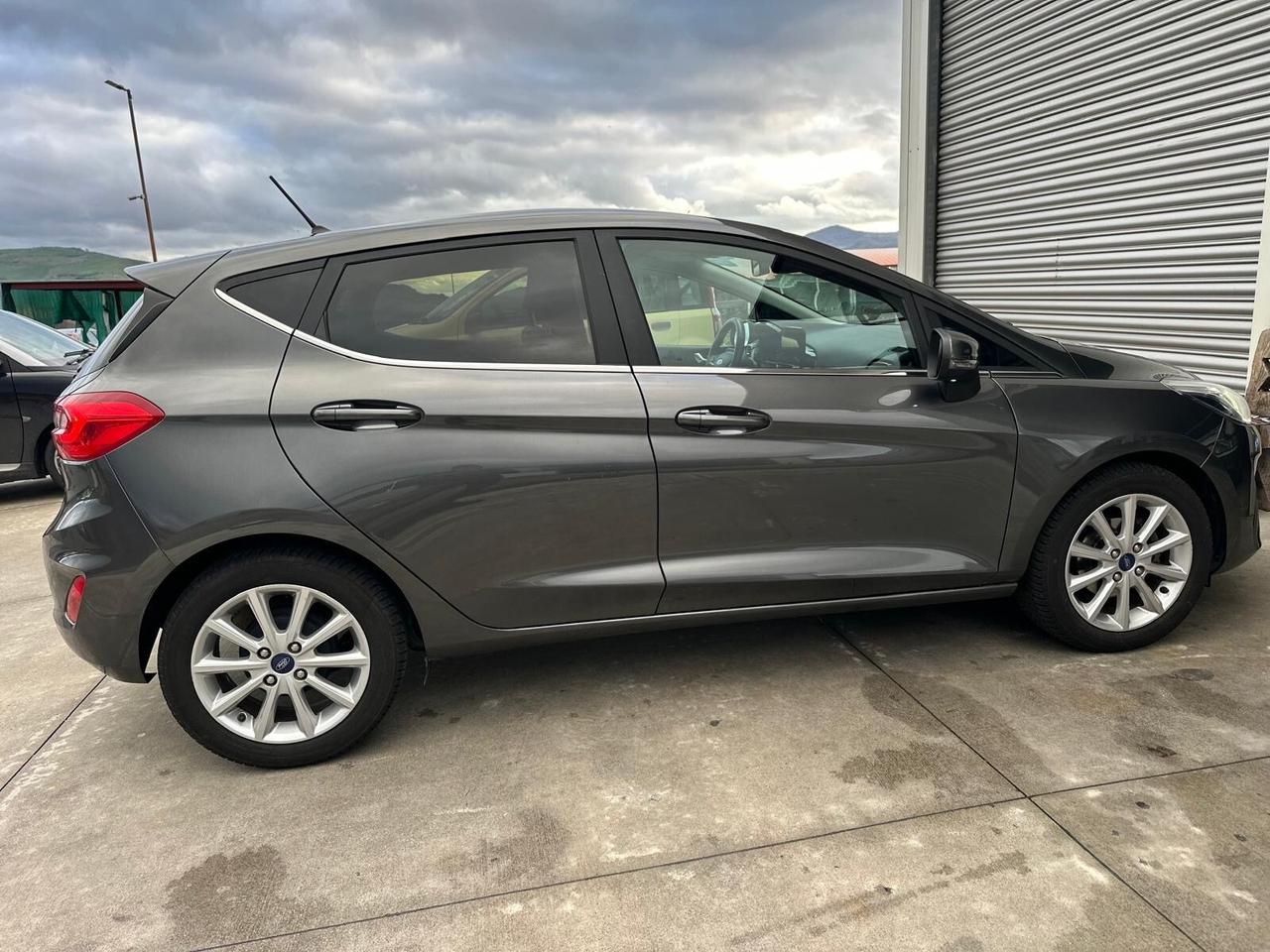 Ford Fiesta 1.5 EcoBlue 5 porte Vignale
