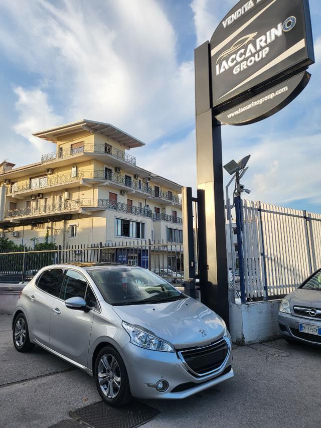 PEUGEOT 208 PureTech 82 5 porte Allure