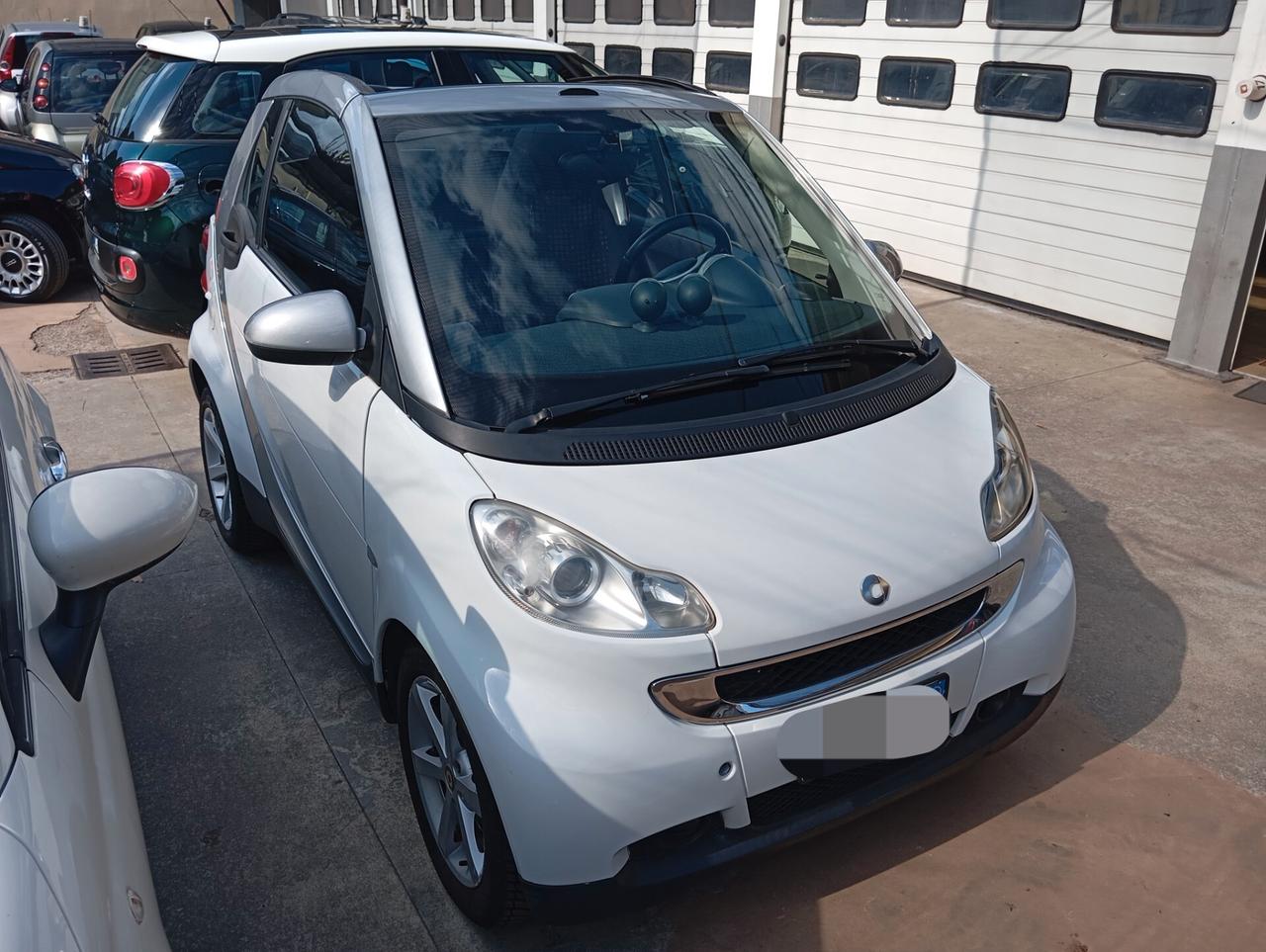 Smart ForTwo 1000 52 kW MHD cabrio pulse