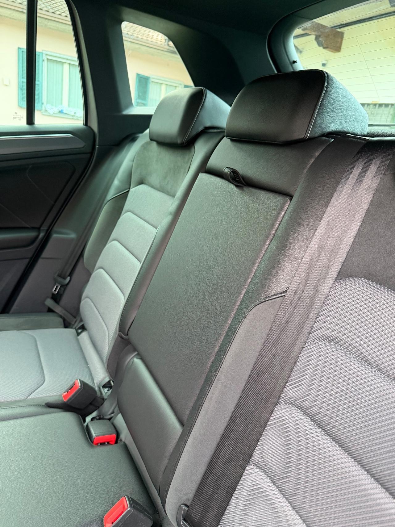 Volkswagen TIGUAN 2.0 TDI RLINE DSG 4MOTION MATRIX