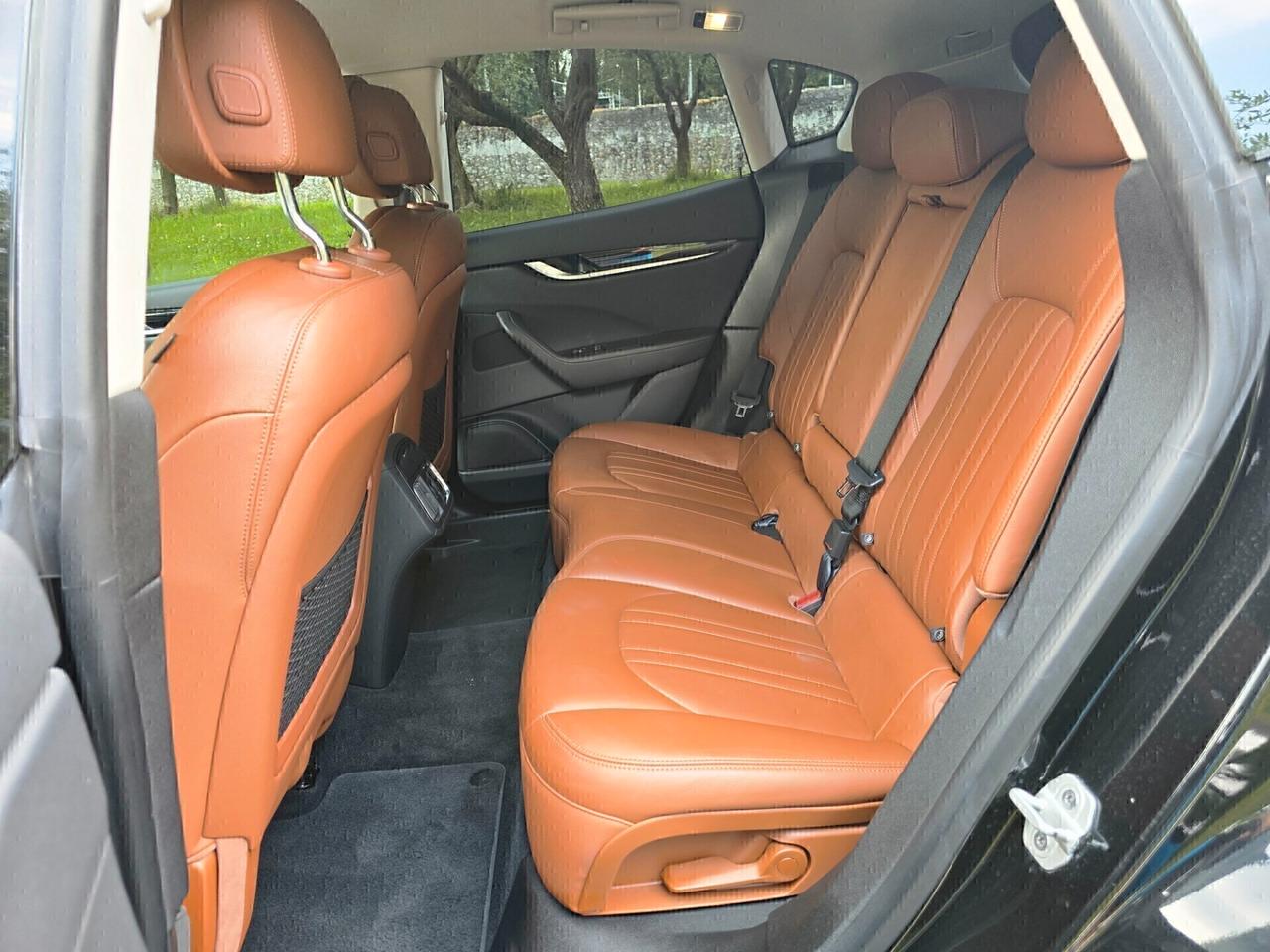 Maserati Levante V6 AWD 350 CV BENZINA - 2021