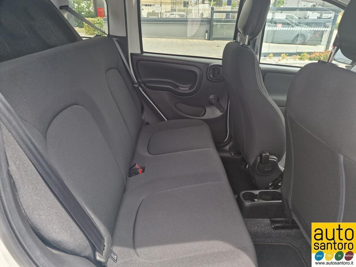 Fiat Panda 1.0 S&S Hybrid Van 4 posti