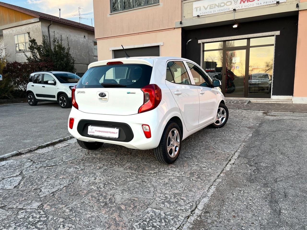 Kia Picanto 1.0 12V 5 porte Active