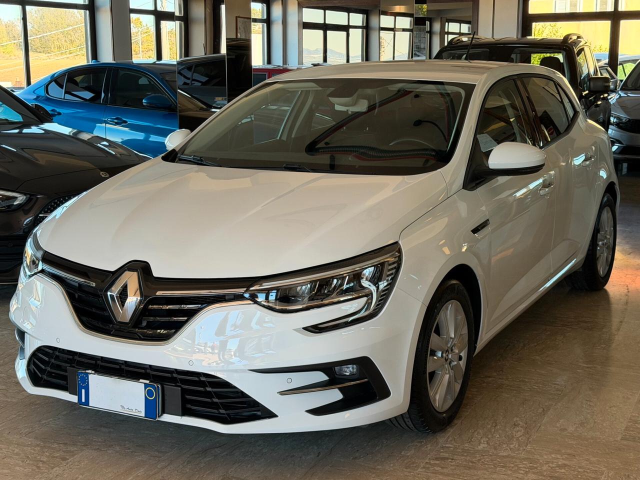 Renault Megane 1.5 BLUEDCI 115 cv. 5 porte BUSINESS (Nav)