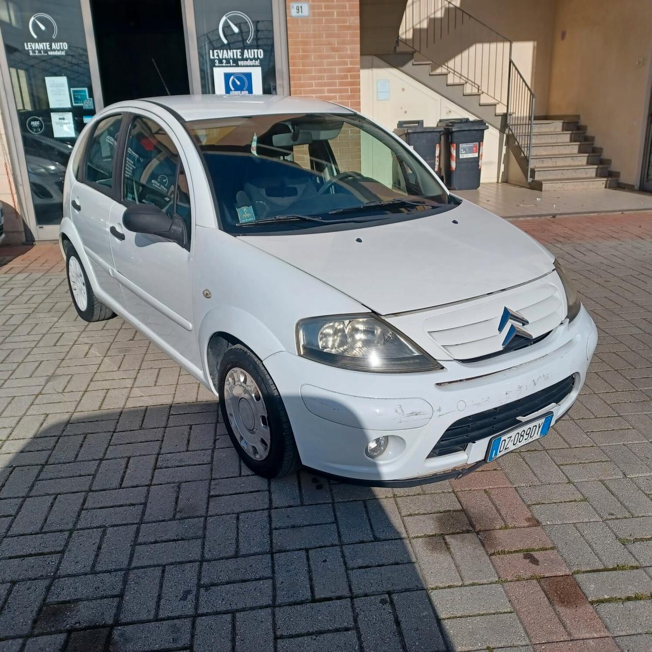 ECONOMICA C3 1..1 BENZINA/GPL DI FABBRICA