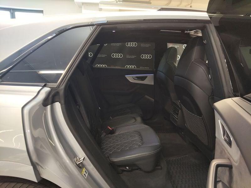 Audi Q8 Q8 55 TFSI e quattro tiptronic Sport