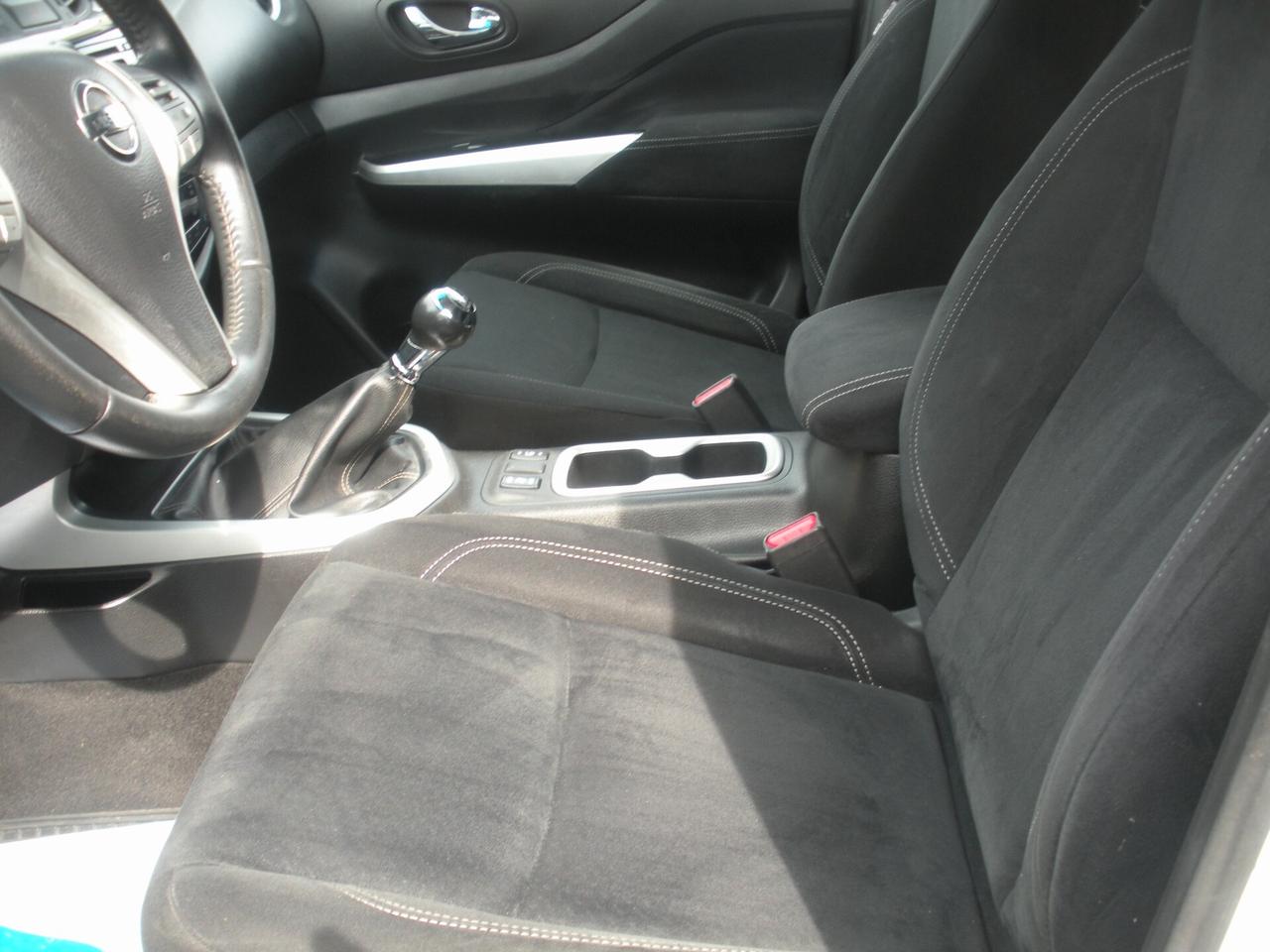 Nissan Navara 2.3 dCi 4WD Double Cab