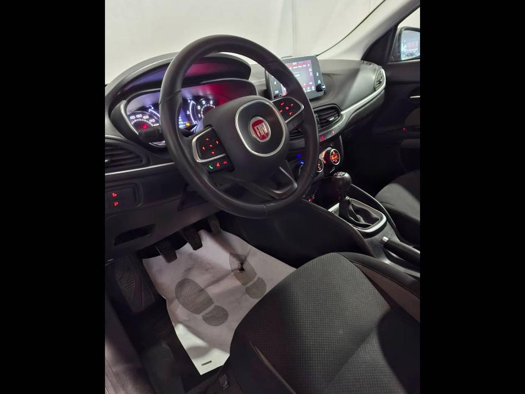 Fiat Tipo Station Wagon 1.6 Multijet Lounge
