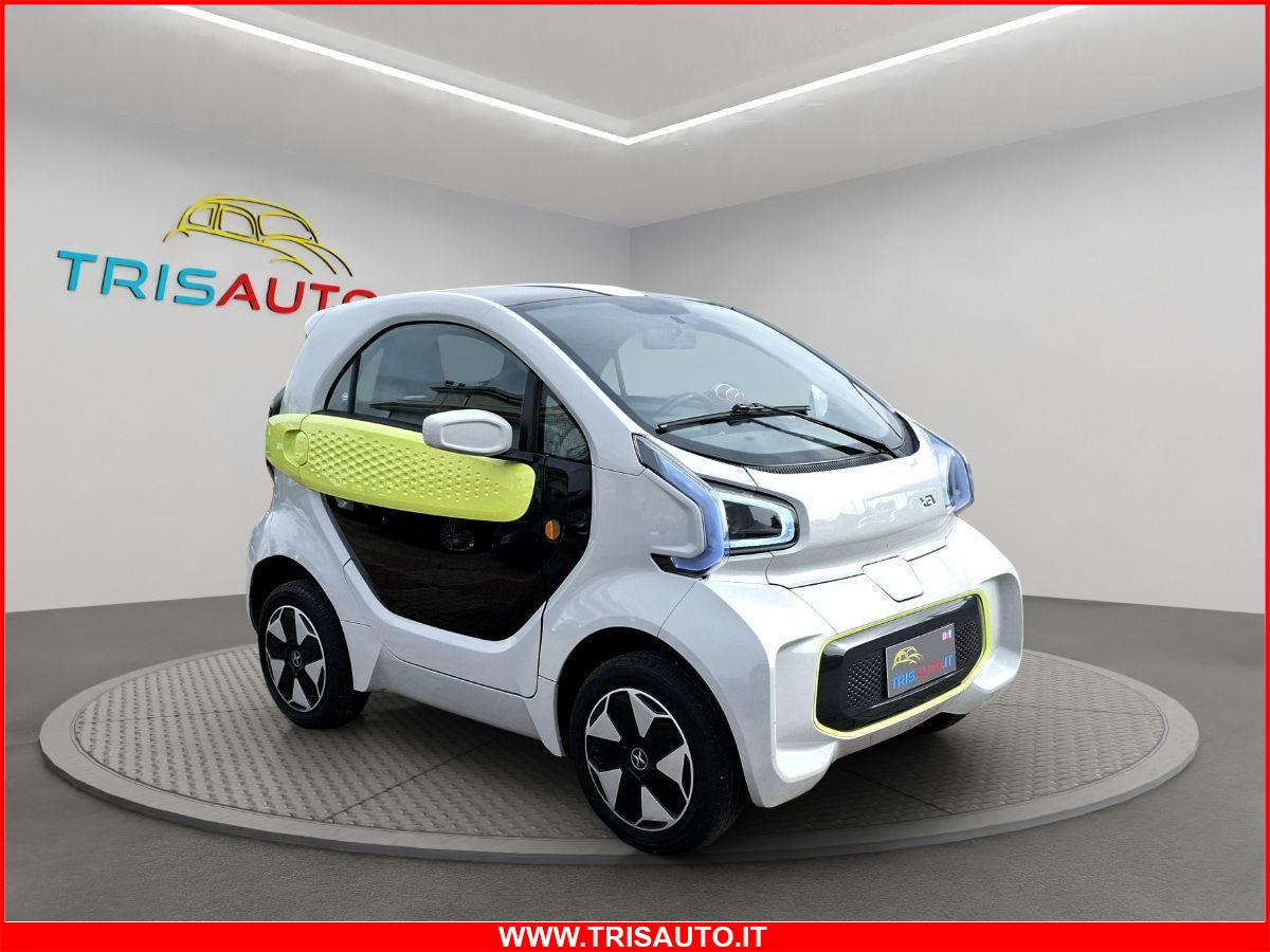 Xev Yoyo B1 O NEOPATENTATI (TETTO PANORAMICO)