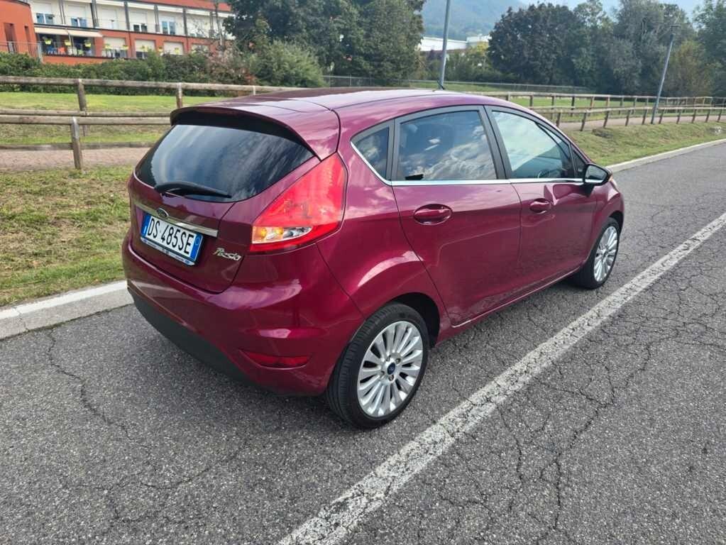 FORD FIESTA 1,2 BENZINA- TITANIUM- OK NEOPATENTATI-