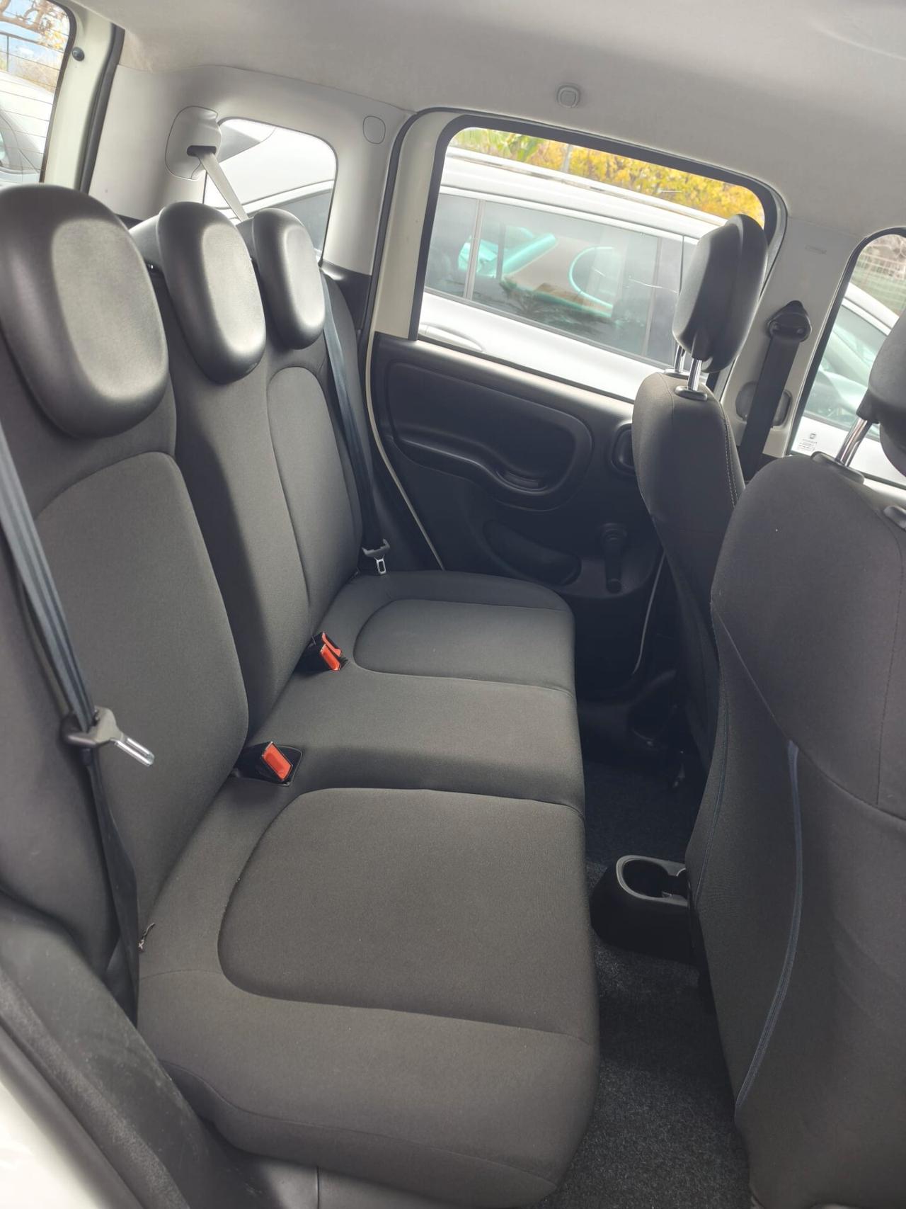 FIAT PANDA HYBRID CITY CROSS