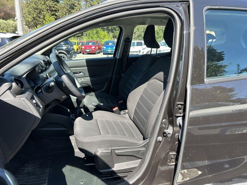 Dacia Duster II 2021 1.0 tce Comfort Gpl 4x2 100cv