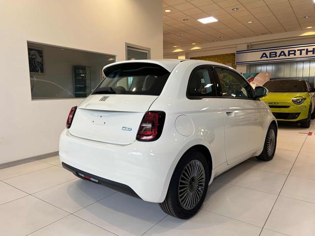 FIAT 500e Berlina 42 kWh