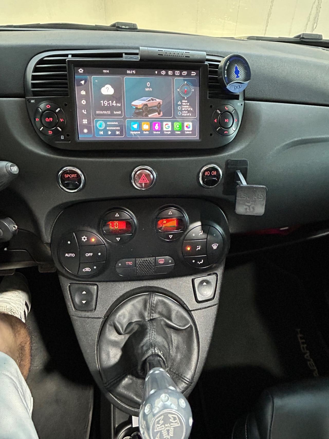 Abarth 595 C 1.4 Turbo T-Jet 160 CV MTA Competizione