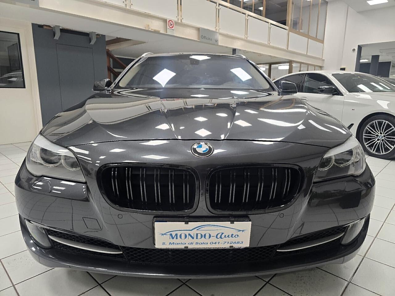 Bmw 530d Touring Business 245cv 2011