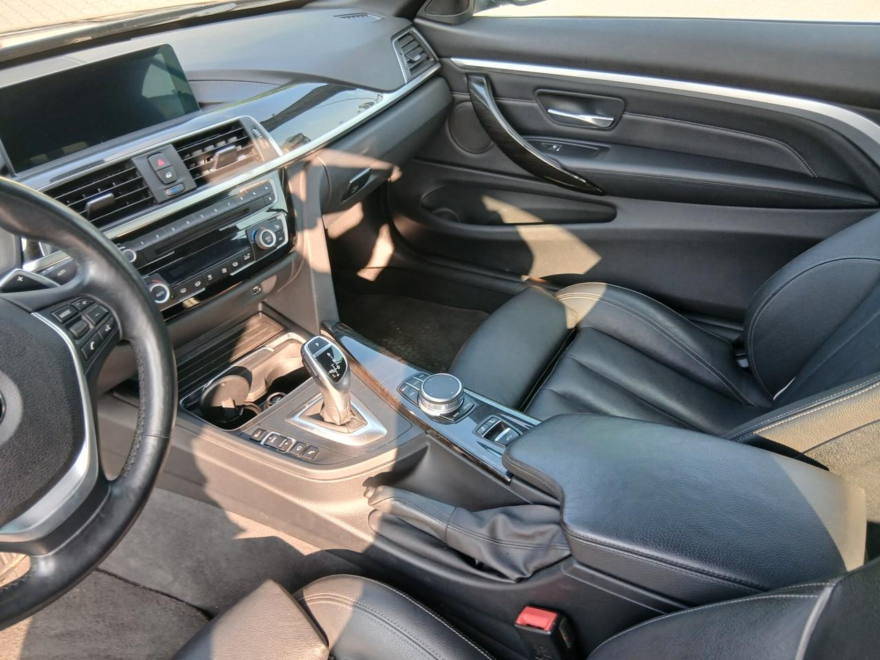 Bmw 420d Cabrio Luxury tua a € 312 mese