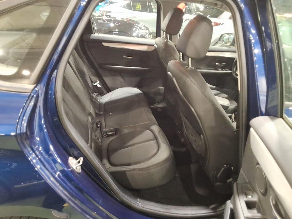 BMW 216D ACTIVE TOURER 116CV STEPTRONIC BUSINESS ADVANTAGE ( FARI LED - PELLE - NAVI - PDC )