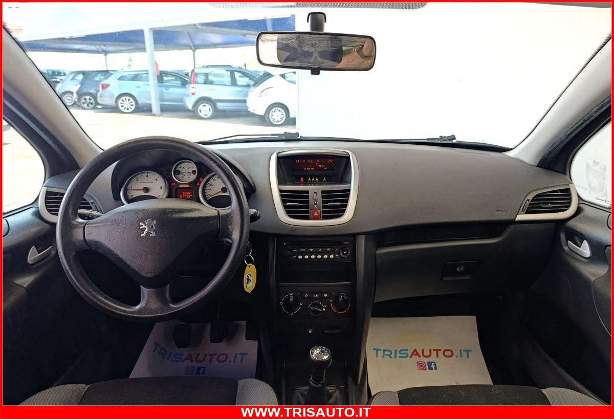 PEUGEOT 207 1.4 HDI 5p NEOPATENTATI