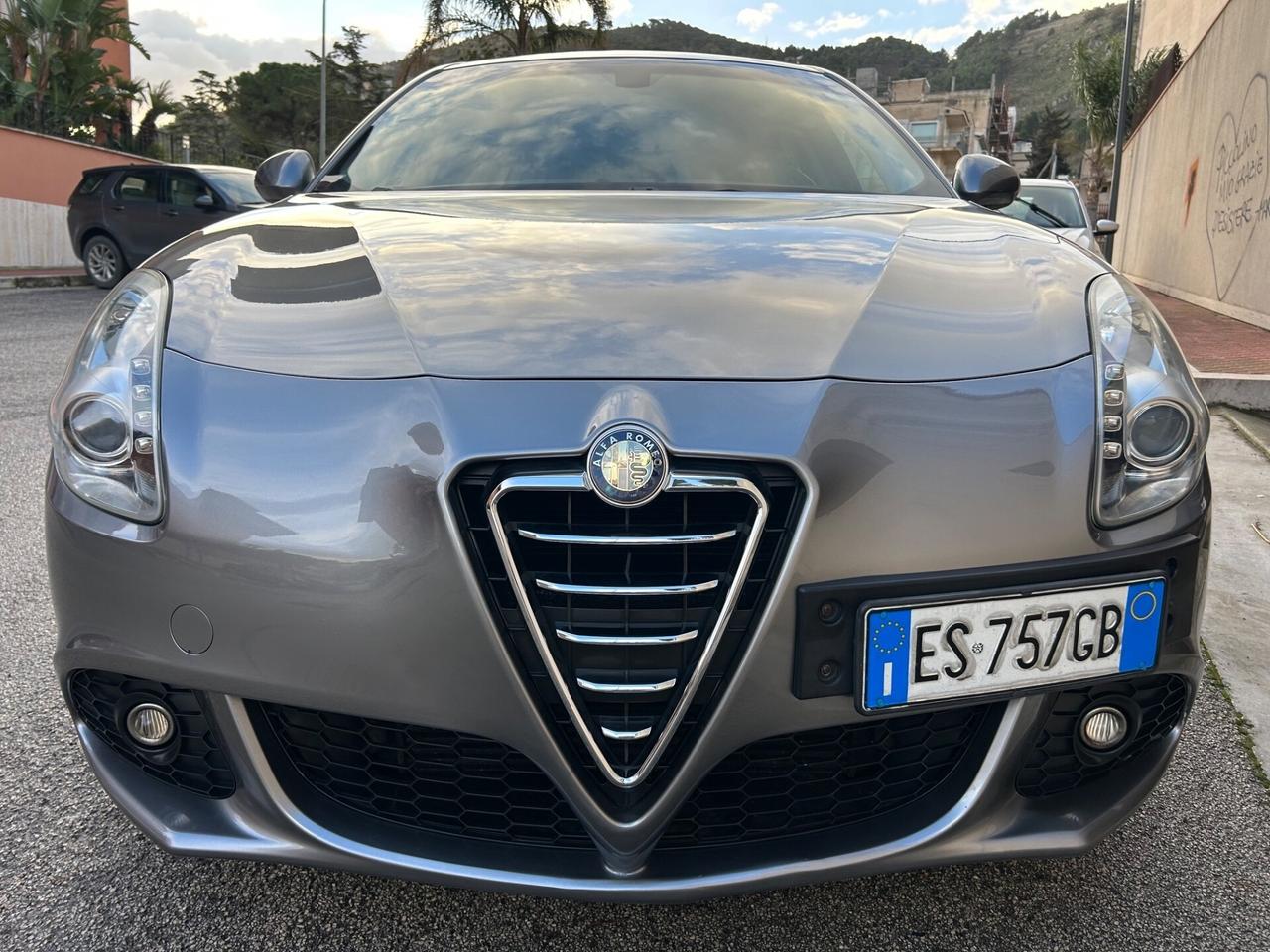 Alfa Romeo Giulietta 1.6 JTDm garanzia 12 mesi