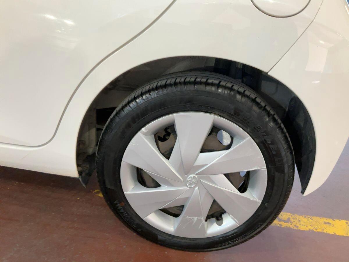 Toyota Aygo 1.0 VVT-i 69 CV 5 porte x-cool TSS