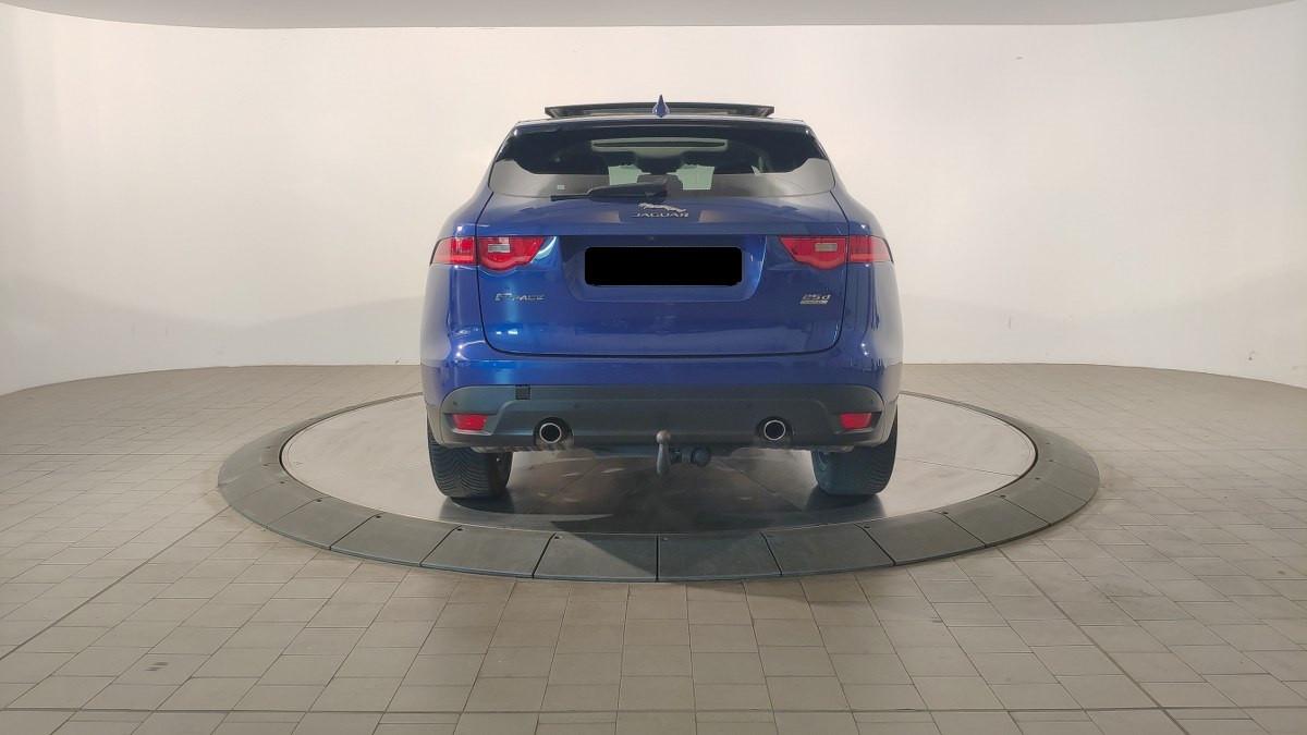 JAGUAR F-Pace SOLO PER COMMERCIANTI AUTO SENZA GARANZIA