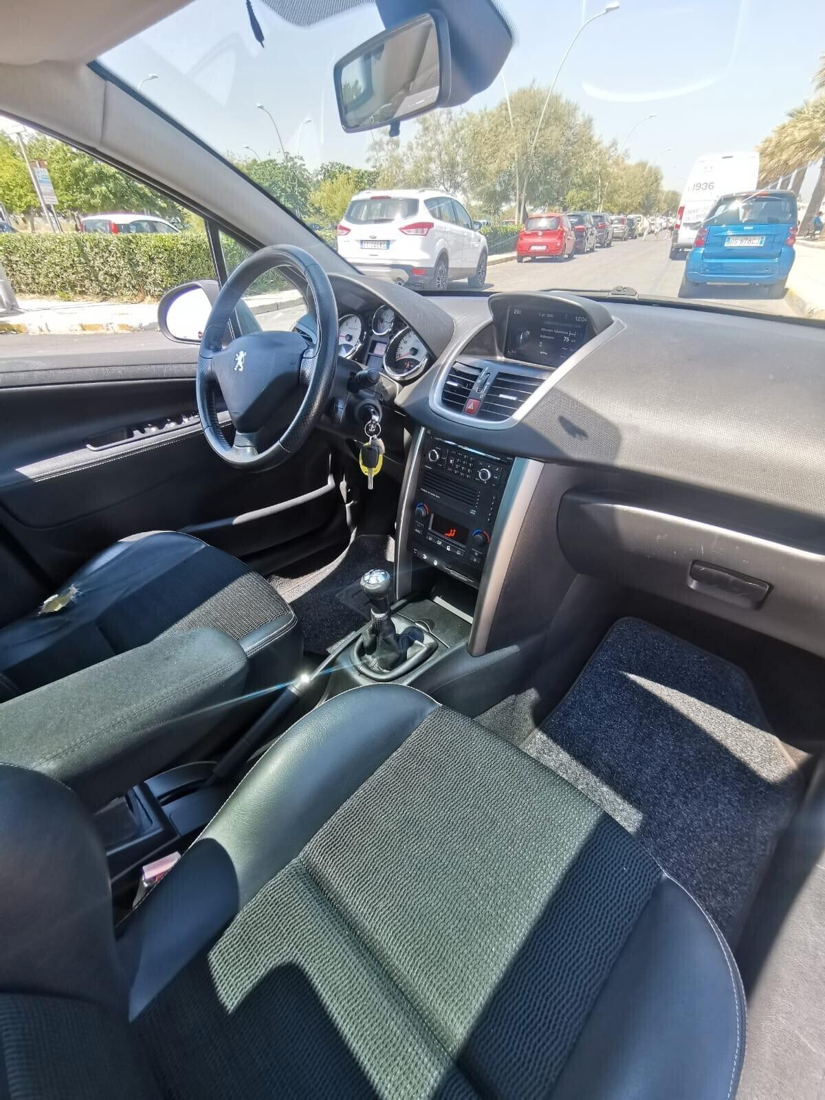 Peugeot 207 1.6 HDi 90CV SW SENSORI/TETTO PAN.