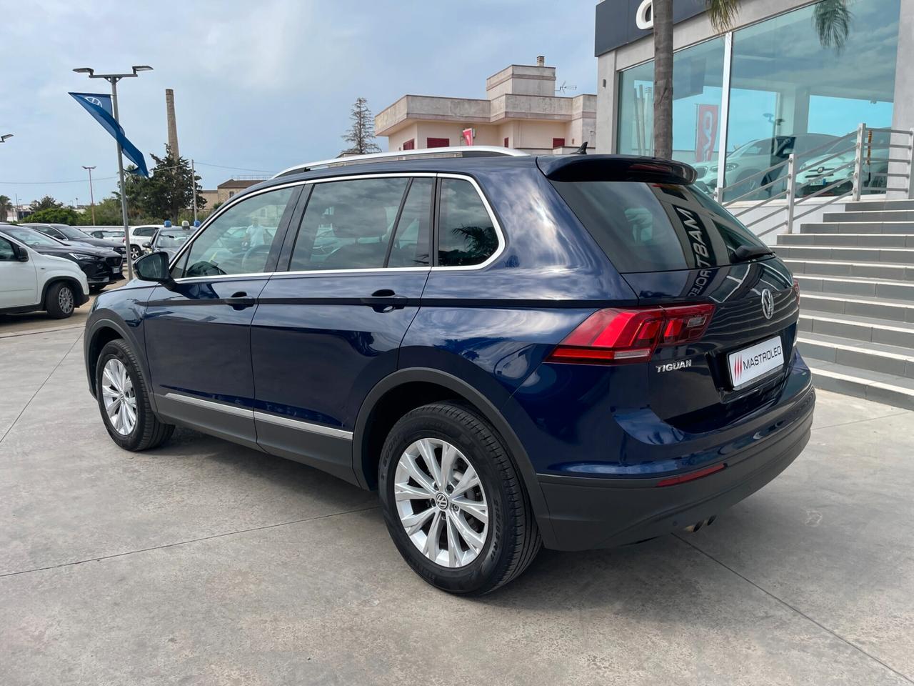 Volkswagen Tiguan 2.0 TDI SCR DSG 4MOTION Business BMT