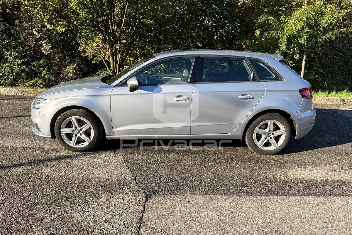 AUDI A3 Sedan 35 TDI S tronic Business