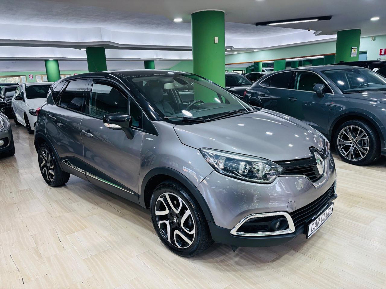 RENAULT Captur dCi 8V 90 CV EDC Initiale Paris