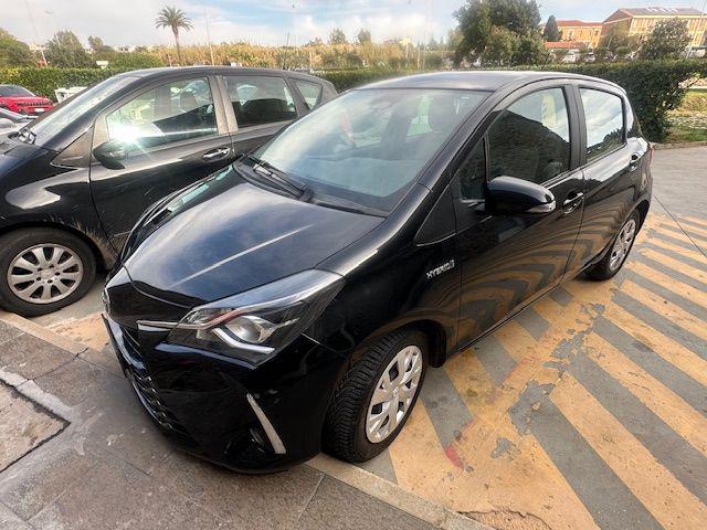 TOYOTA Yaris 1.5 Hybrid 5 porte Business