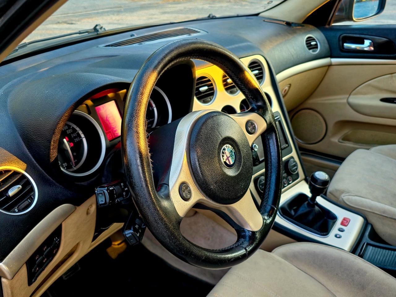 Alfa Romeo 159 1.9 JTDm 16V Sportwagon 2006-E4 Manuale