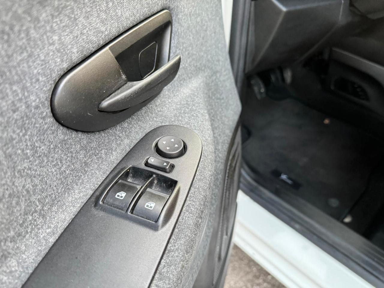 Lancia Ypsilon 0.9 T.AIR 84CV METANO
